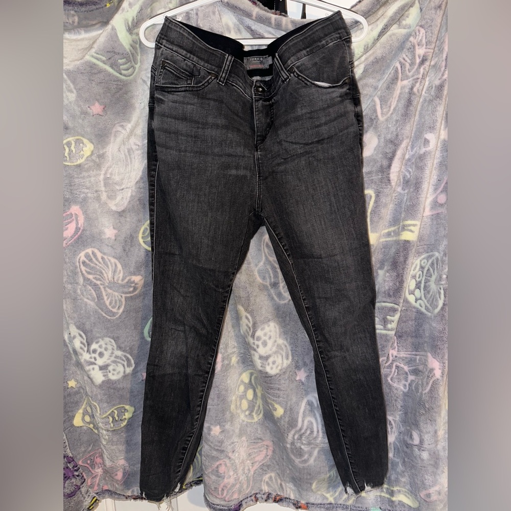 Torrid Women's Skinny Black Jeans with Distressed Hem
